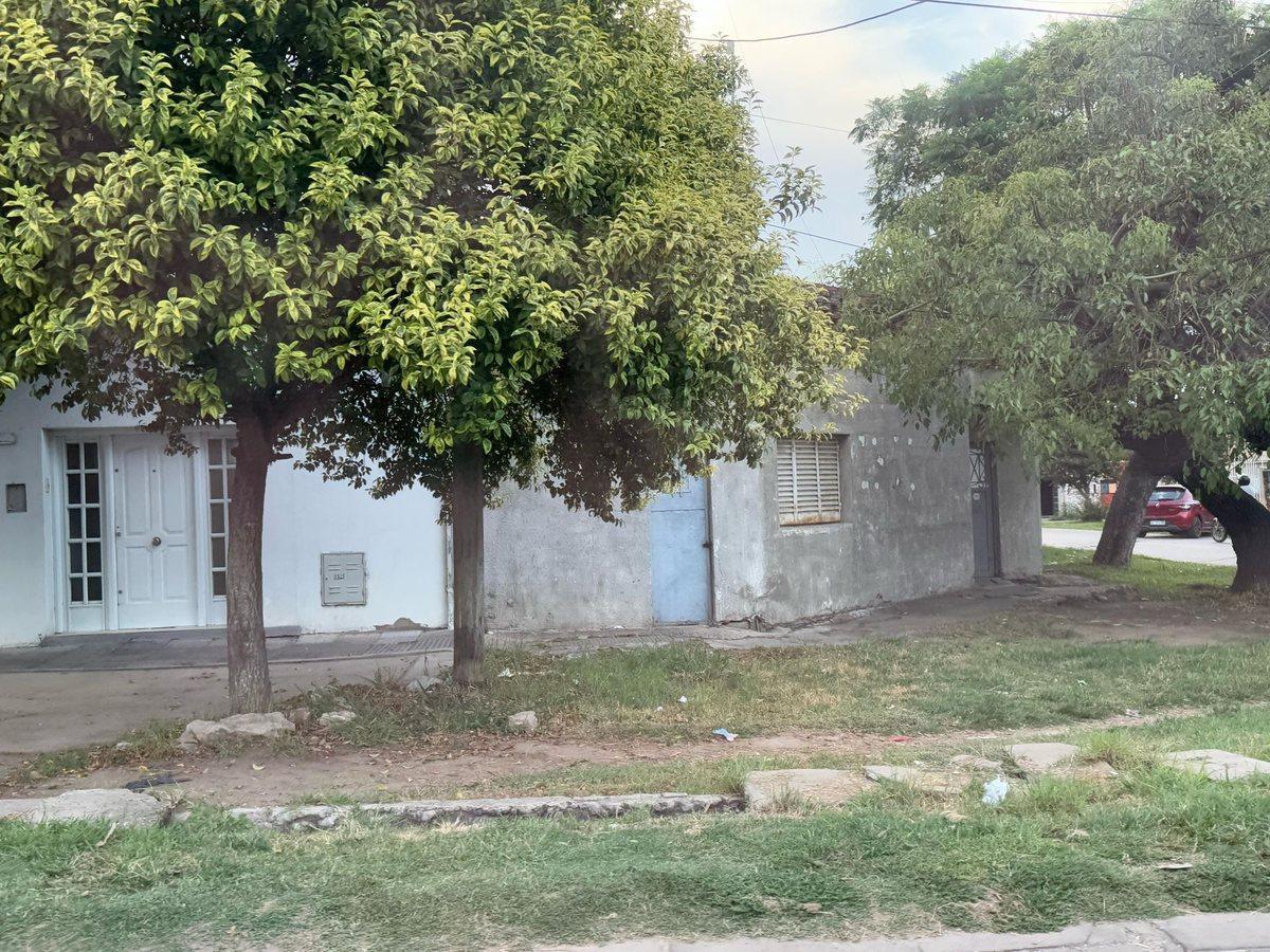 Venta casa sobre avenida