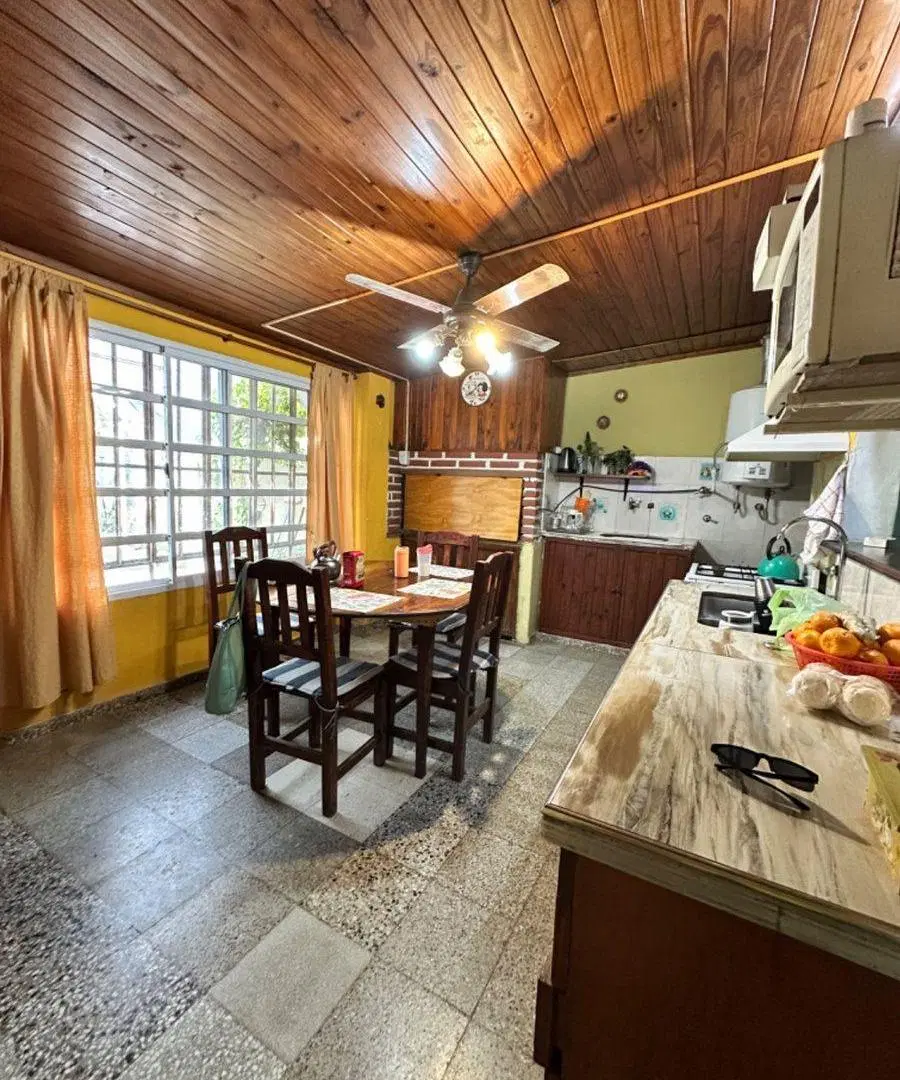 SE VENDE O PERMUTA CASA INTERNA - NO PH - 2
