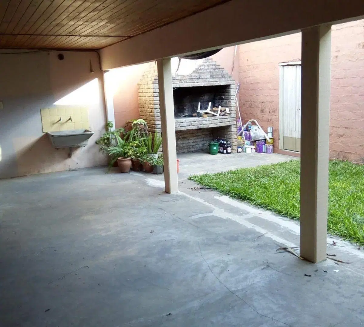Casa 3 Dorm, 2 Cocheras, Patio, Alvear 7300 5
