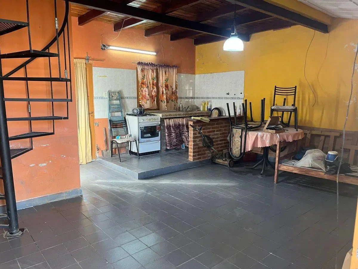 REMAX VENDE CASA QUINTA EN SAUCE VIEJO 2