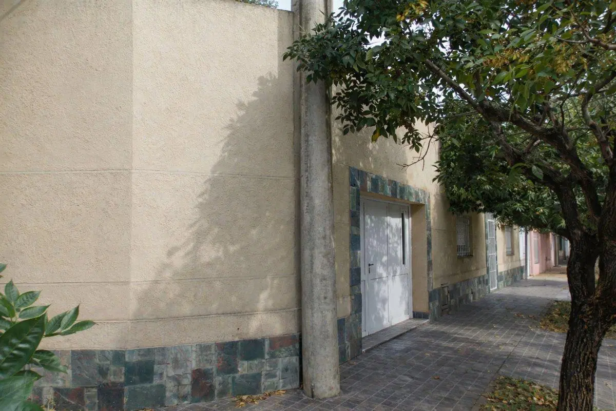 Casa de 2 dormitorios y garaje en Barrio Mayoraz 3