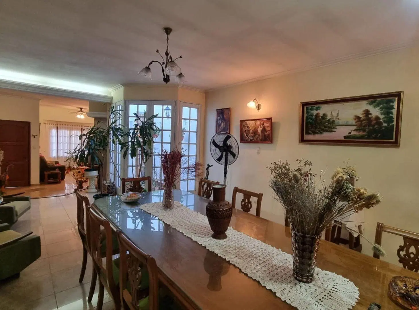 Venta Casa 4/5 dormitorios y piscina en Guadalupe 2