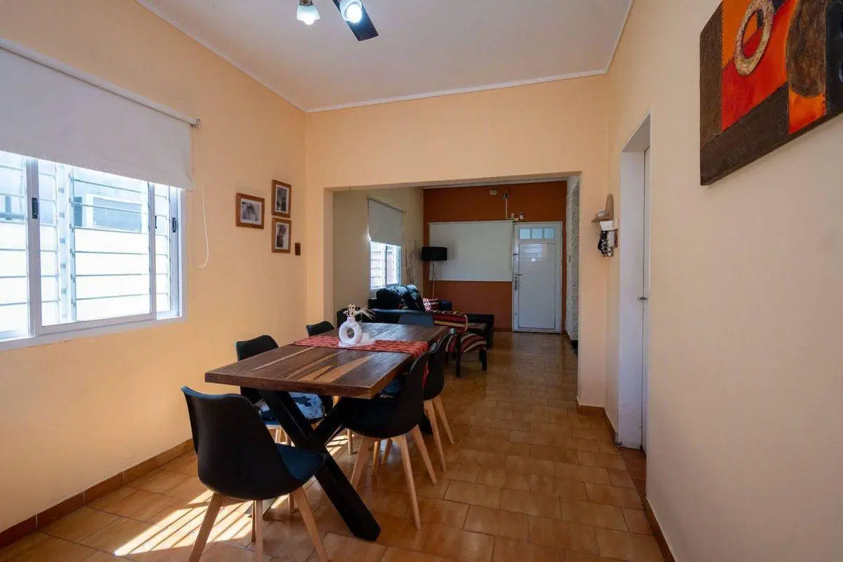 Casa en venta  4 dormitorios 5