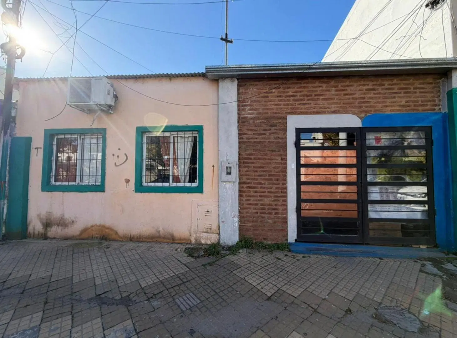 Se vende Casa/Lote a Modernizar Barrio Candioti. 2