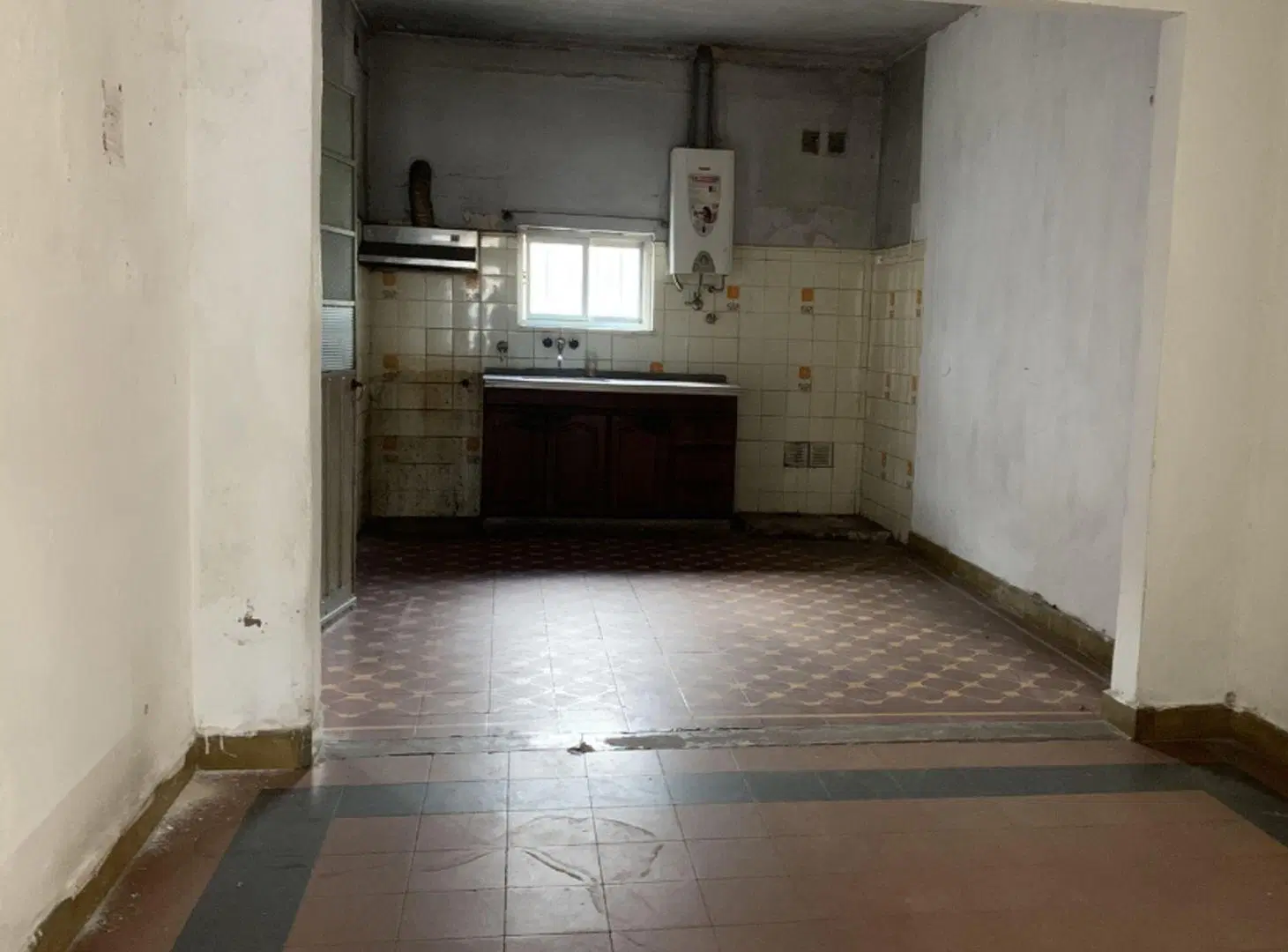 Casa barrio Sargento Cabral (gran potencial) 5