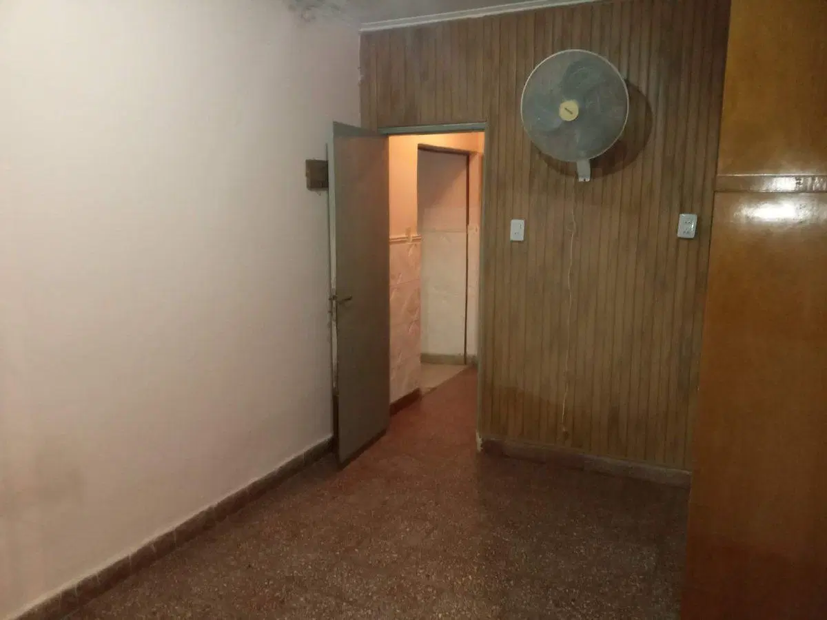 Casa de 5 ambientes, cochera, Peñaloza al 7100 4