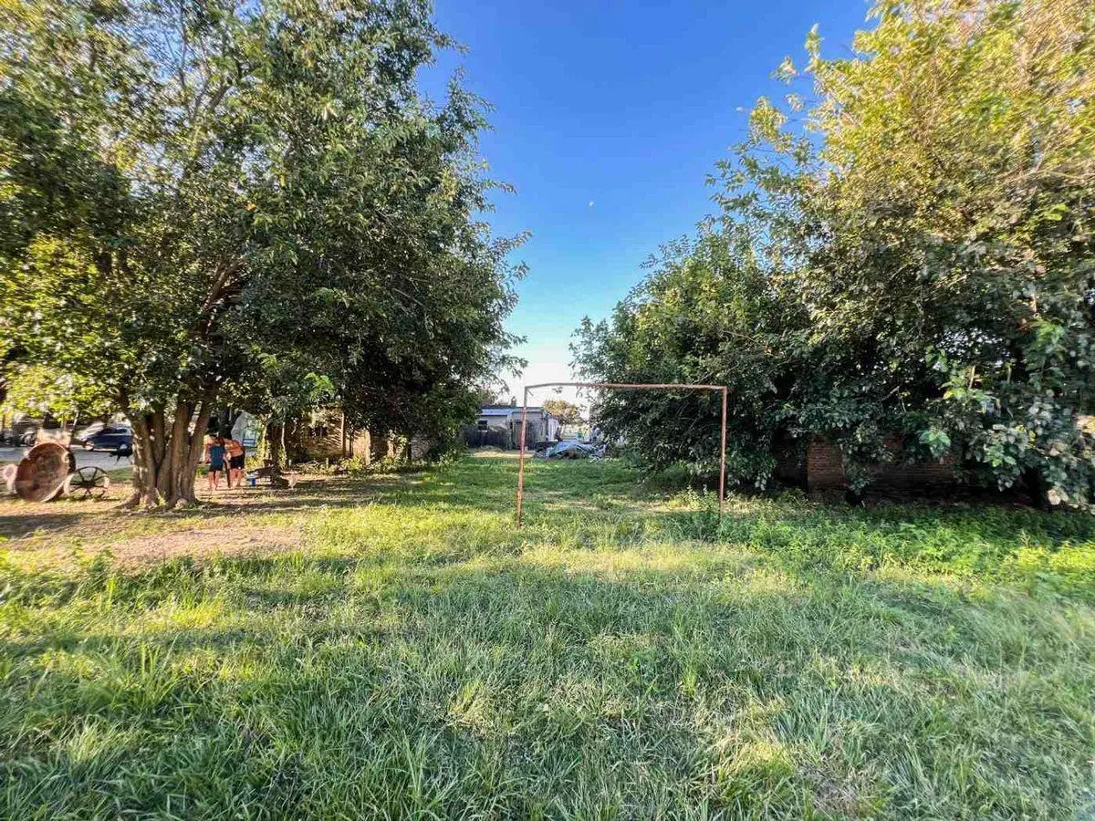 Casa con gran terreno sobre Ruta 70 Colonia Pujol 5