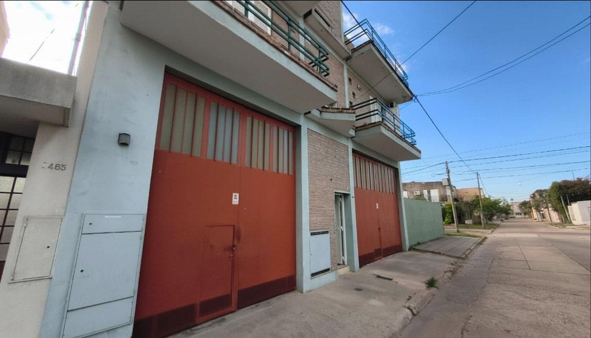Venta de 2 Galpones y 4 Departamentos, Ideal Renta