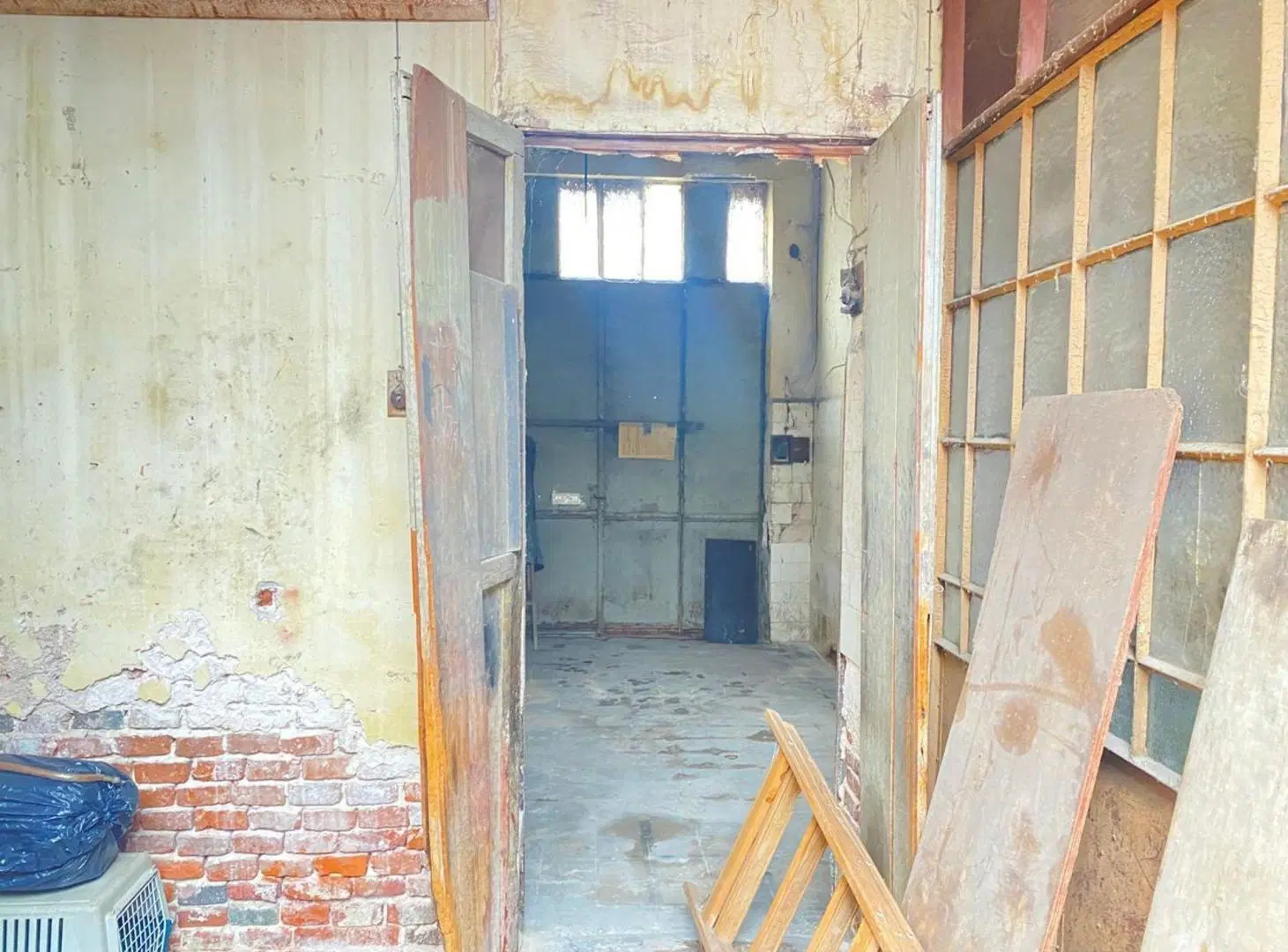 Casa a demoler en Urquiza 3000, terreno 10 x 32 m 3