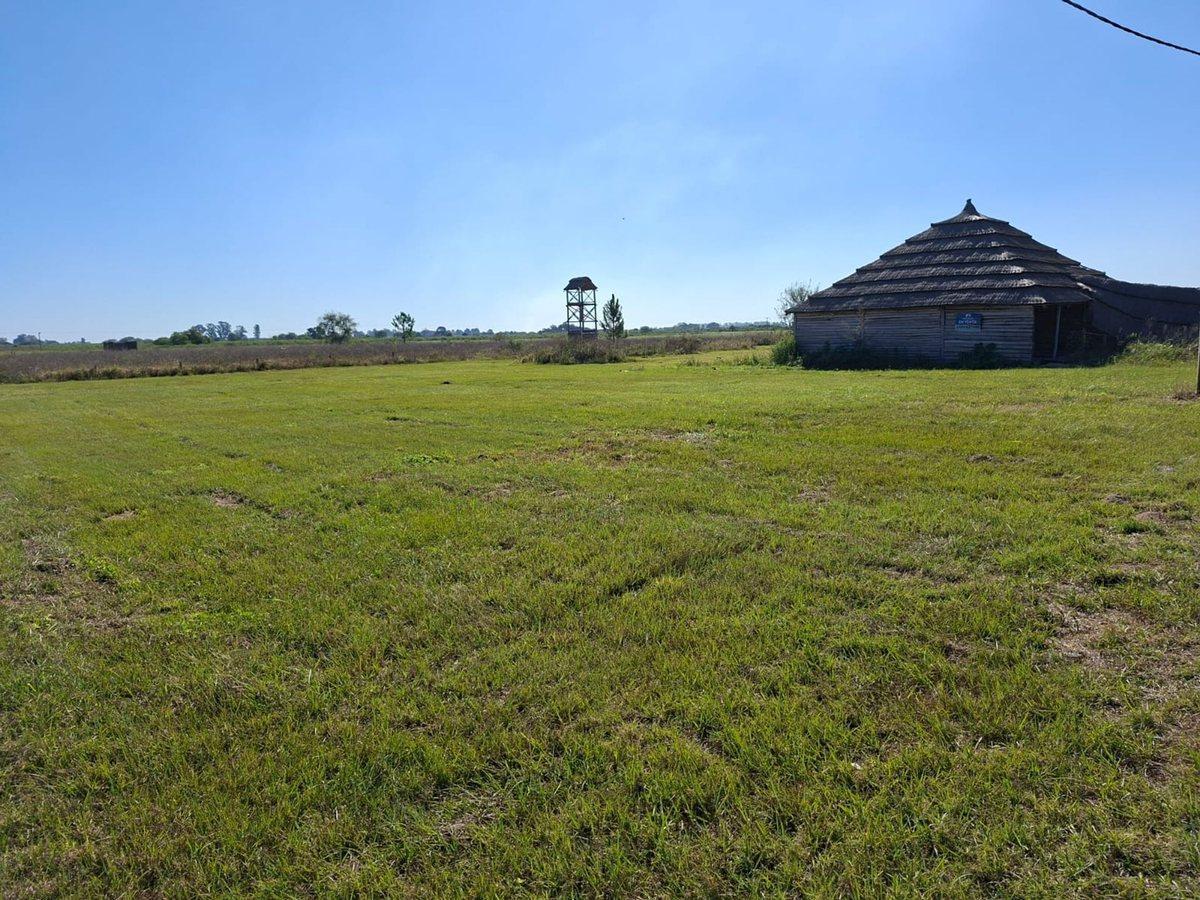 Terreno 12mts x 52,6mts, con Quincho en Cayastá