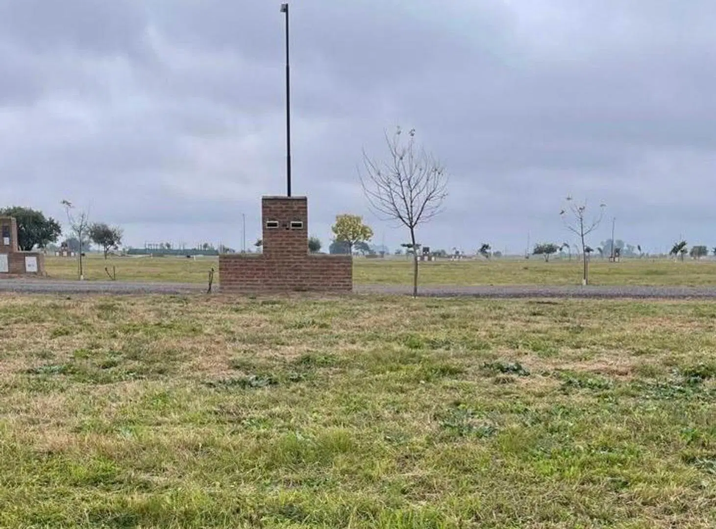 VENDE TERRENO EN NUEVOS AIRES, BARRIO 5 LA SERENA 2