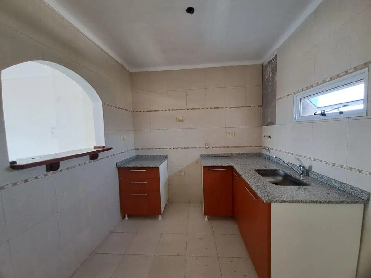 Alquiler Depto Duplex 2 dormitorios e/ Boulevares 3