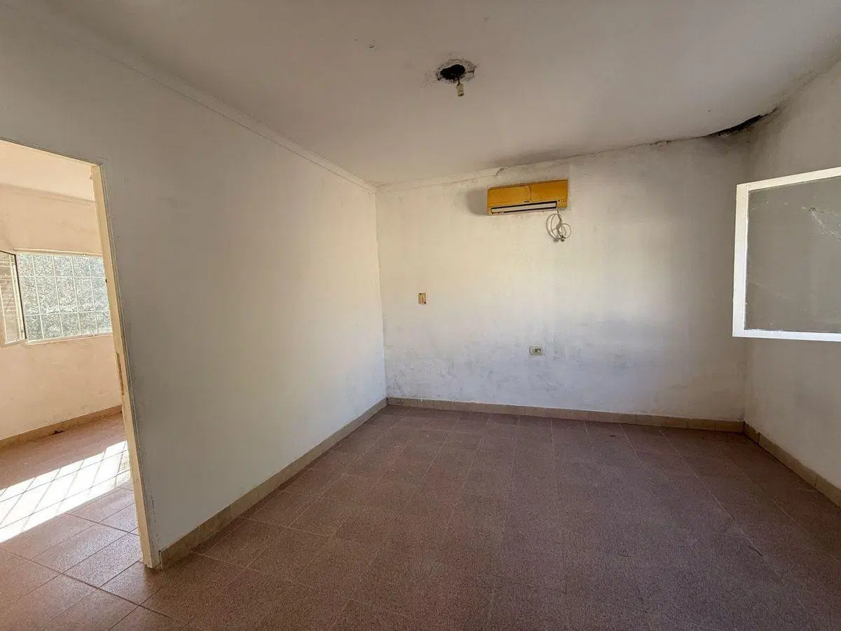 Se vende Interno único en Barrio Fomento. 5