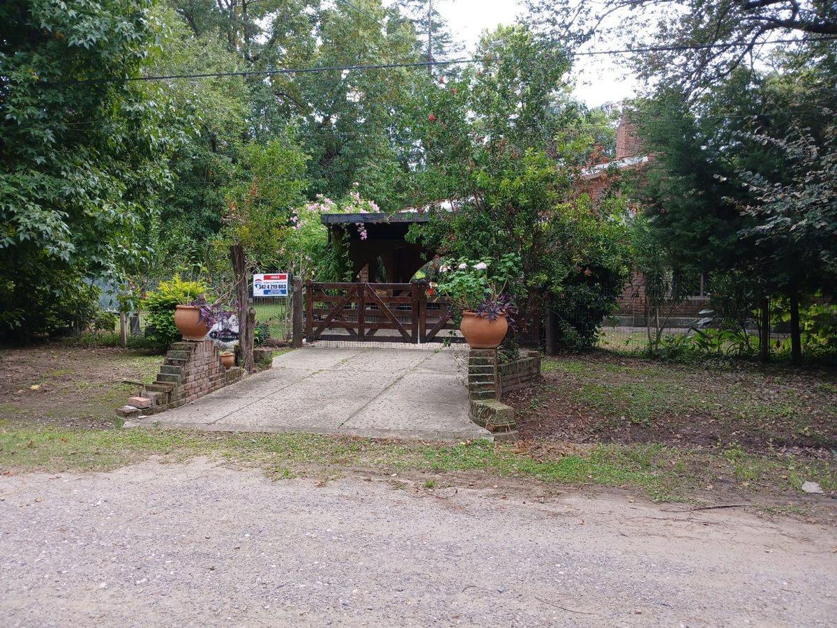 REMAX VENDE CASA EN COUNTRY LOS MOLINOS