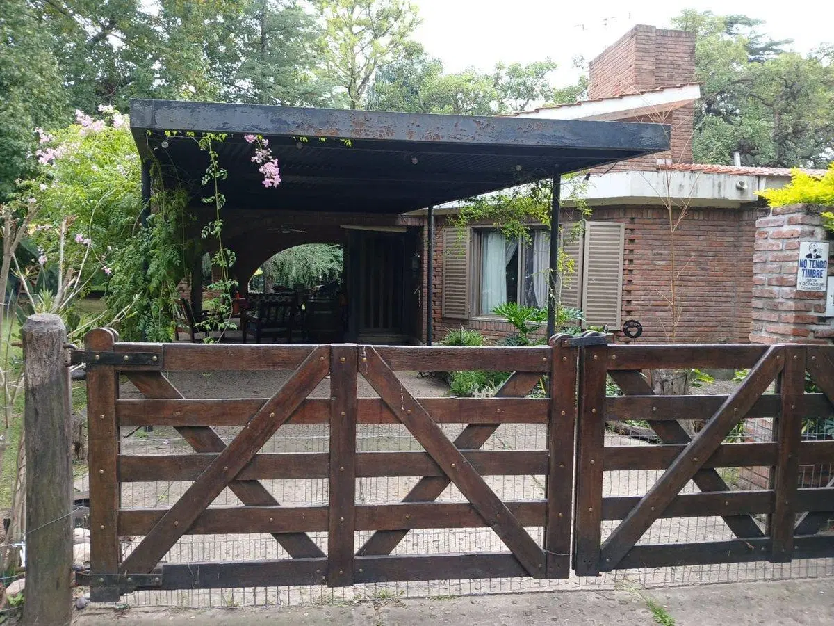 REMAX VENDE CASA EN COUNTRY LOS MOLINOS 5