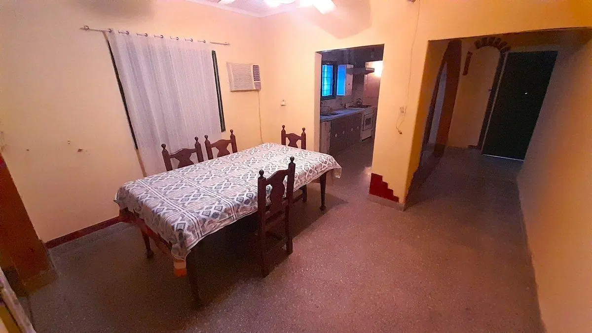VENTA - CASA 2 DORMITORIOS EN ZONA NORTE 5