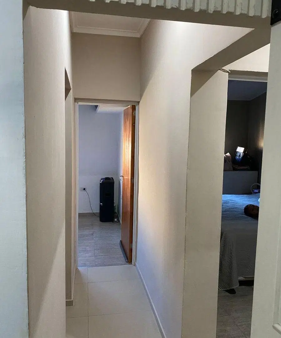 Casa modernizada, con pileta y excelente ubicación 2