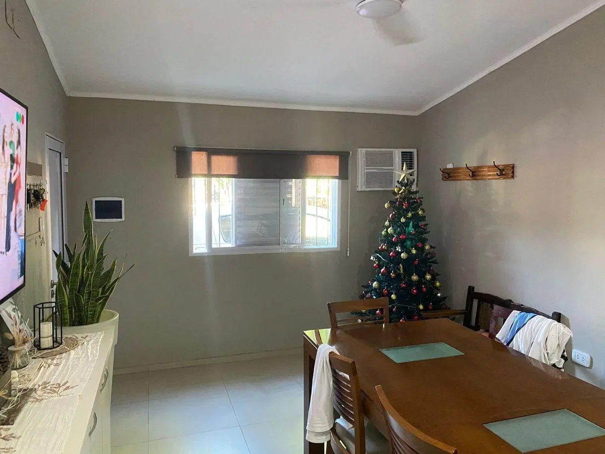 Casa modernizada, con pileta y excelente ubicación 3