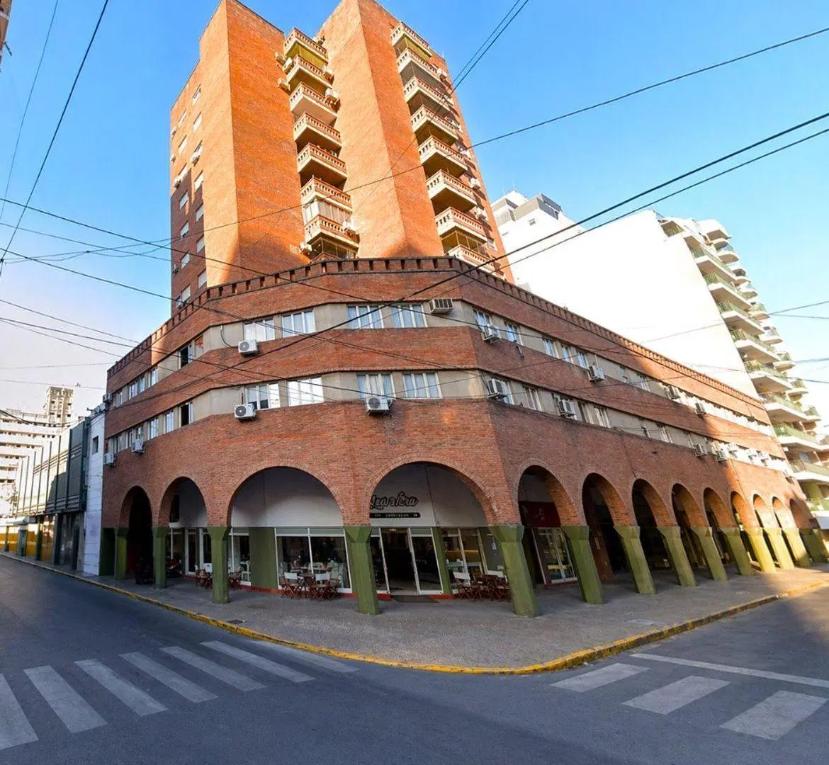 VENTA - SEMI-PISO DE 3 DORMITORIOS Y COCHERA 4