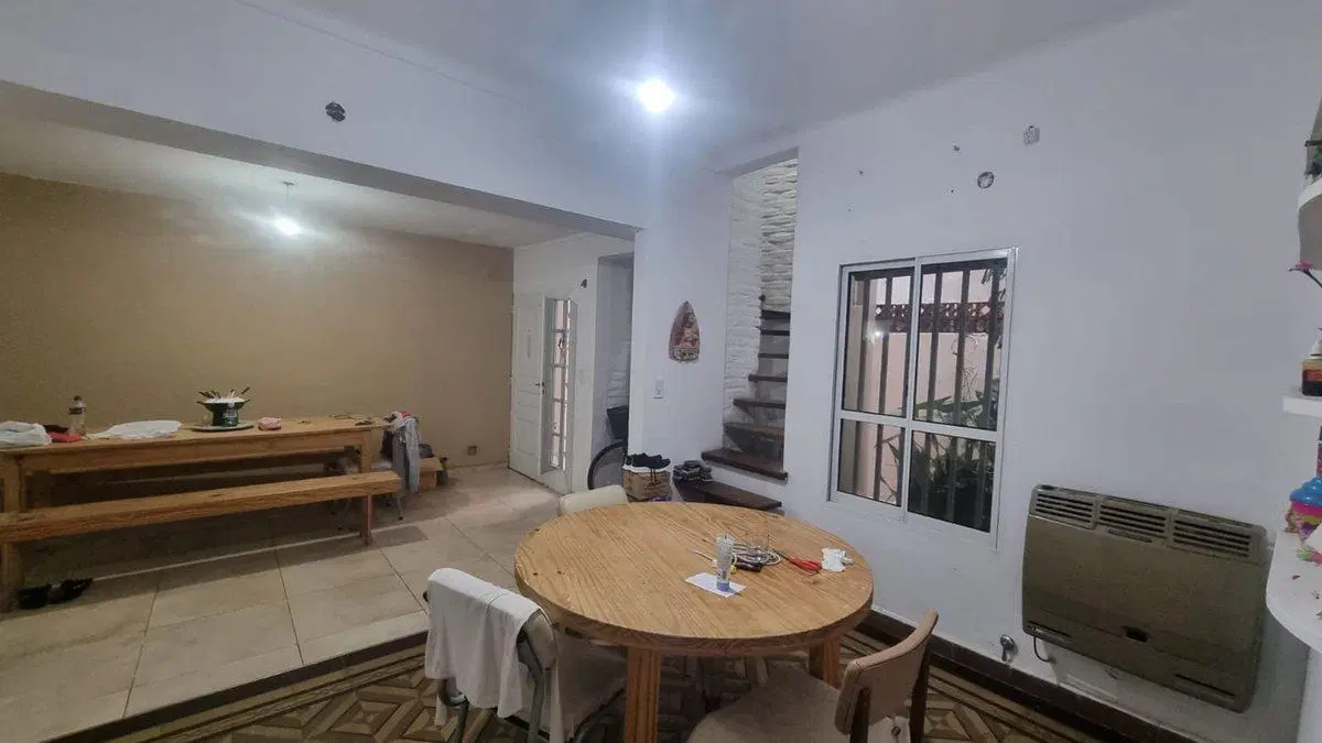 Venta casa 3 dormitorios S. Carril a mts Gral Paz 4
