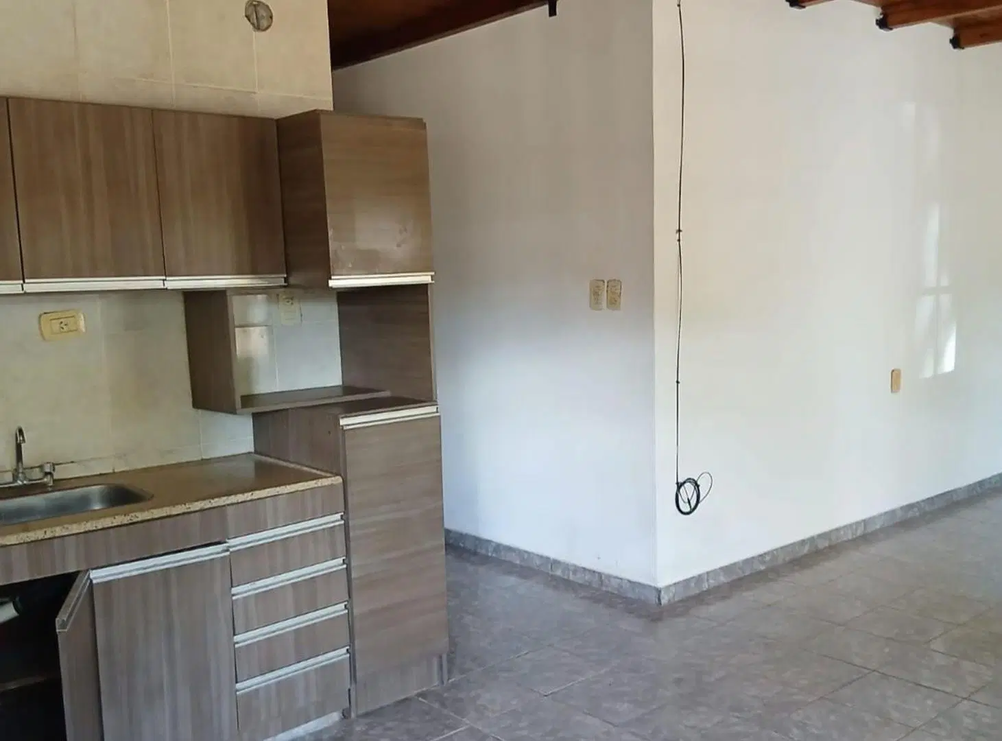 Venta Casa 3 dormitorios a pocos mts. ruta Cayastá 3