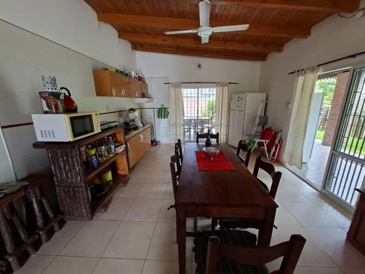 Casa en Caima, 2 dorm, quincho, pileta, bajada río 2