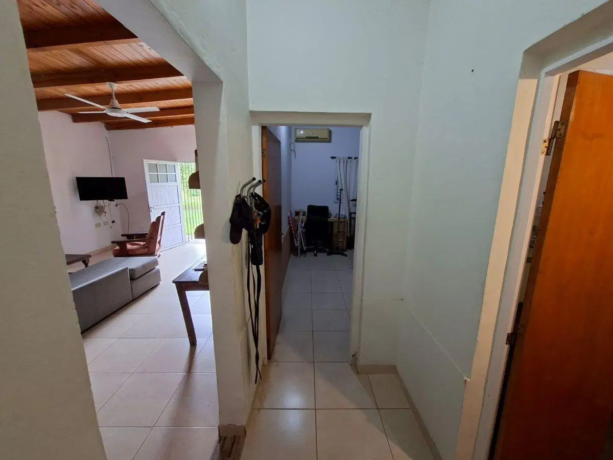 Casa en Caima, 2 dorm, quincho, pileta, bajada río 8