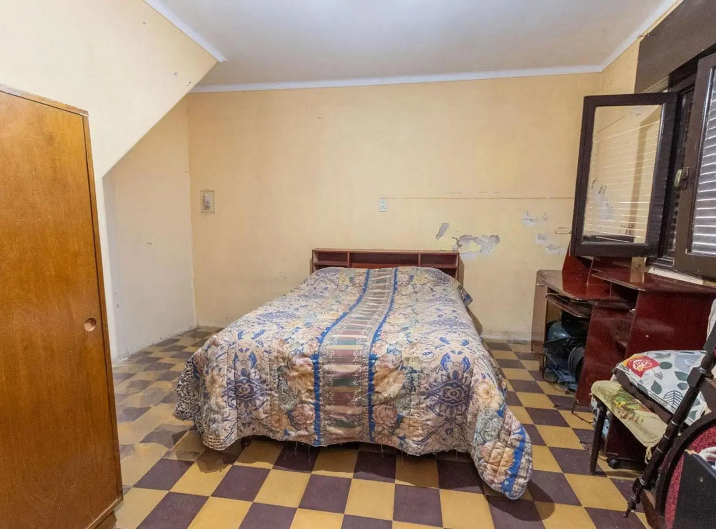 Casa a la venta a mt de Av. López y Planes 3