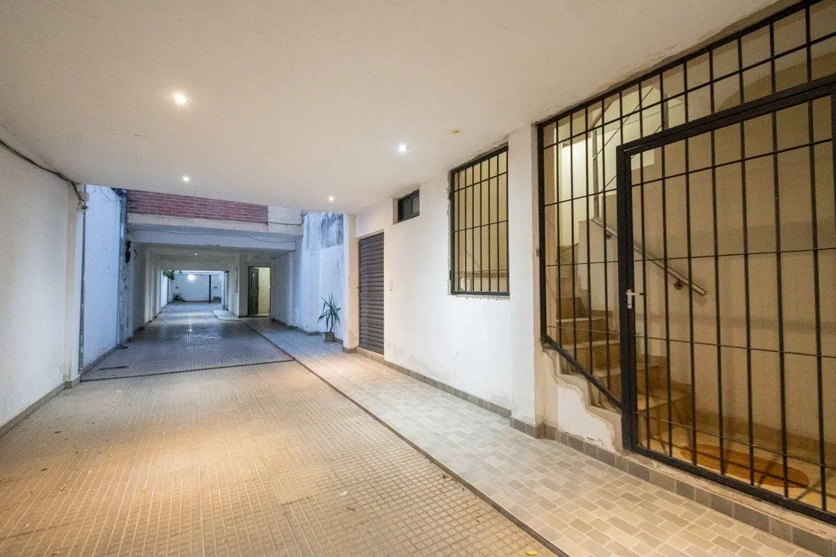 Departamento dos dormi+ cochera Zona Fdo Zuviria 2