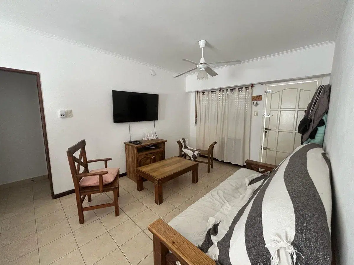 Venta interno 2 dormitorios en Planta Baja. 4