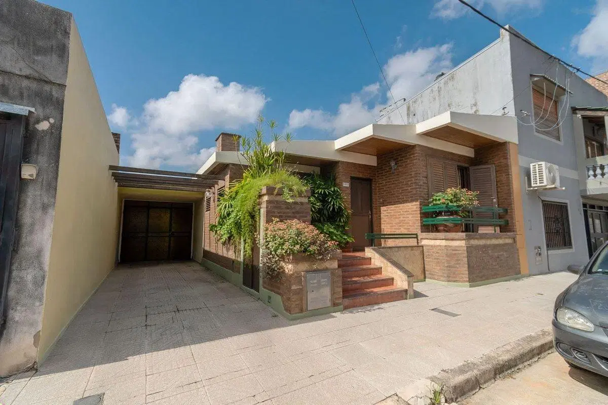Casa en Venta 3 Dormitorios Apta a Credito. 2
