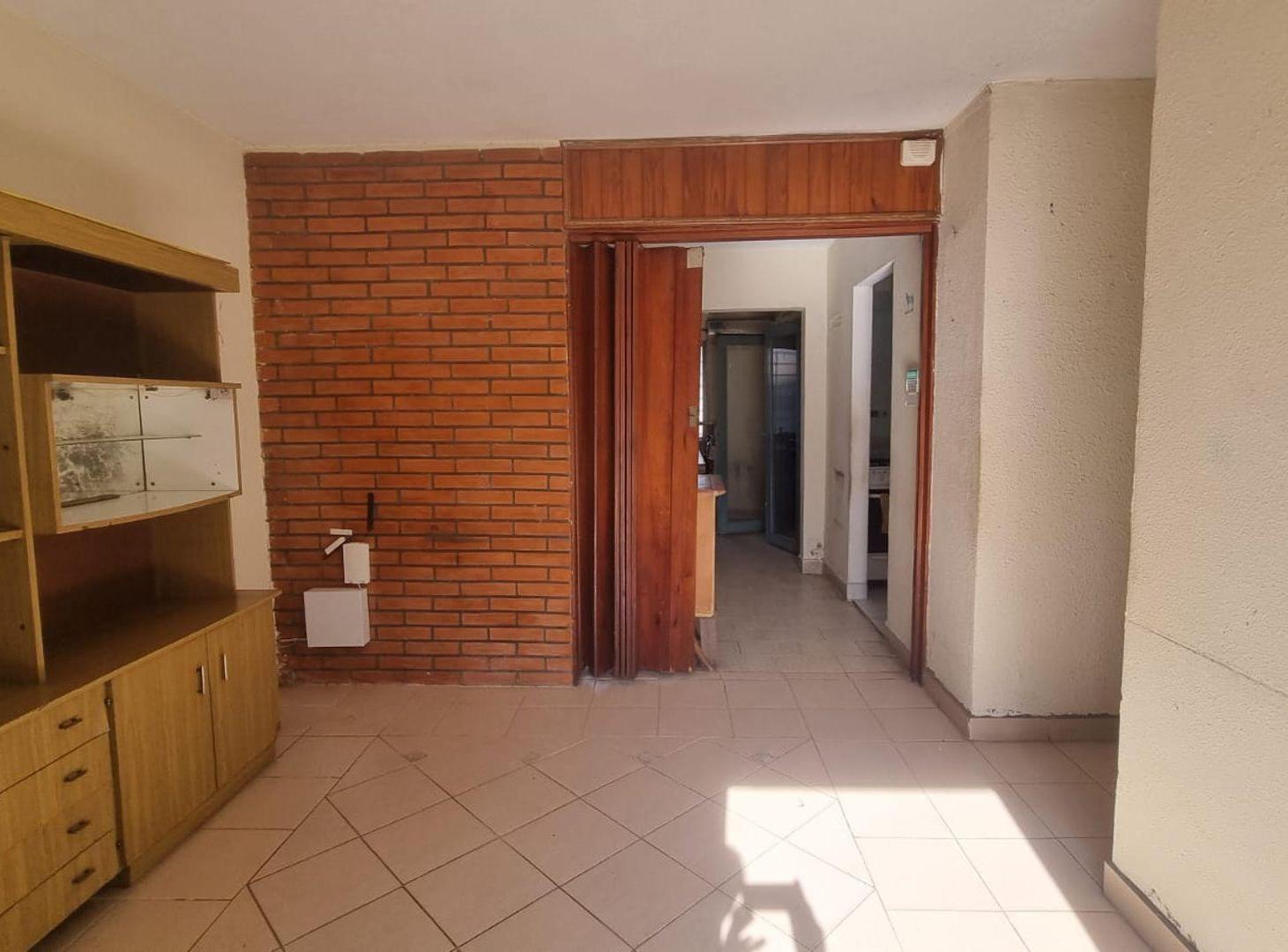 Foto de VENTA Casa 4 dormitorios- B° El Pozo - OPORTUNIDAD, imagen 3
