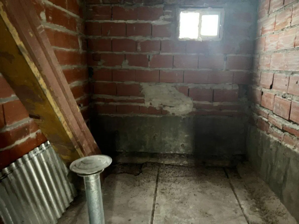 VENTA CASA 4 DORM  + DEPARTAMENTO A TERMINAR 8