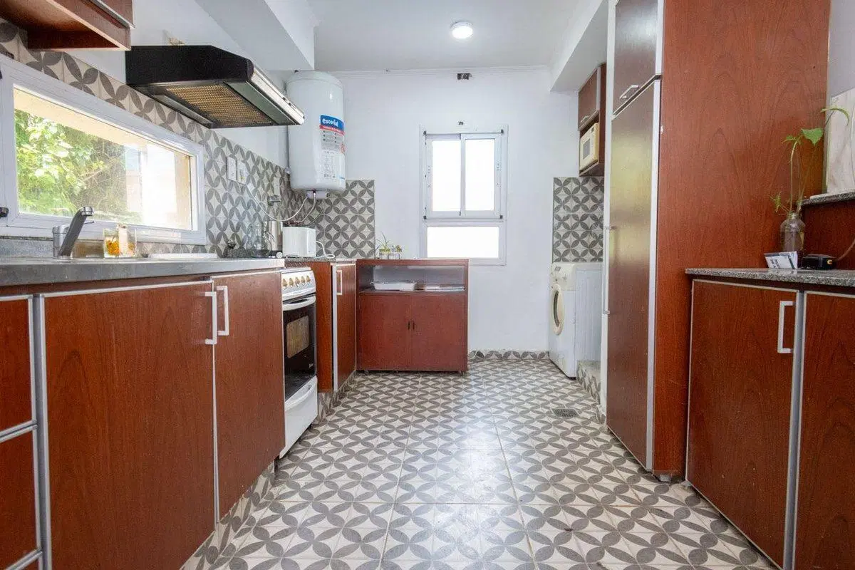 CASA QUINTA 3 DORM. PILETA A 200 METROS DE LA RUTA 8