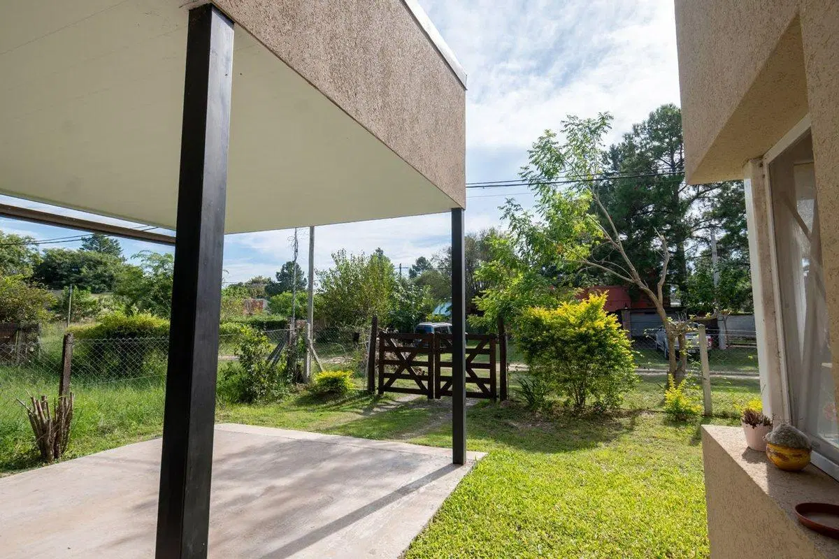 CASA QUINTA 3 DORM. PILETA A 200 METROS DE LA RUTA 2