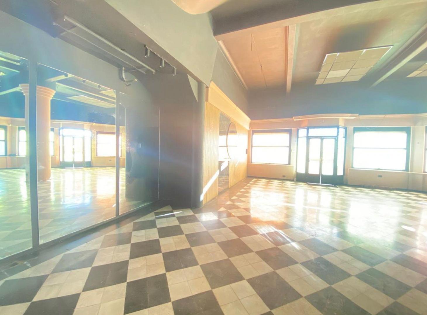 Foto de Local comercial en calle Bv Galvez y Laprida, imagen 2