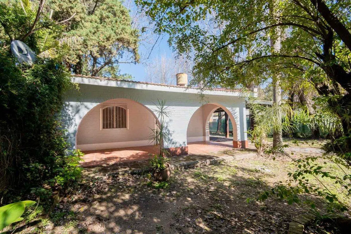 SE VENDE CASA QUINTA 2 DORM Y PILETA EN LAS PALTAS 2