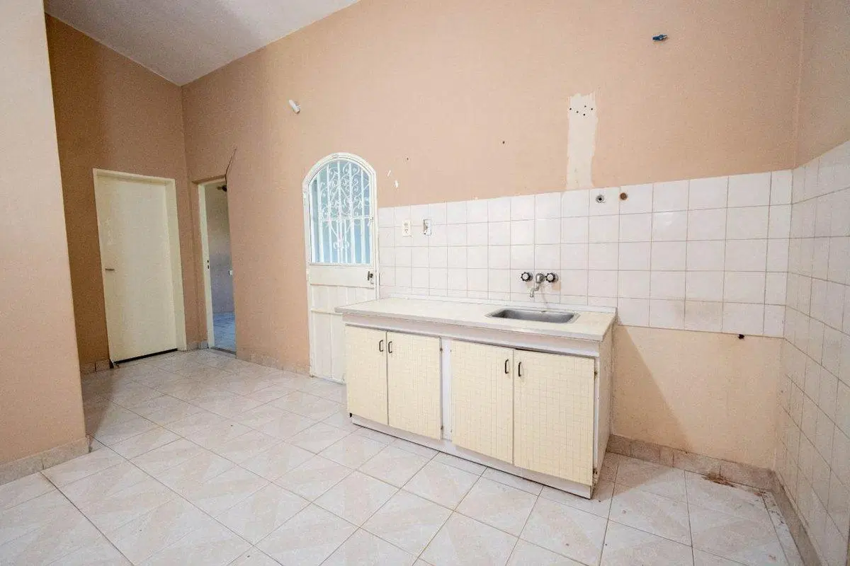 SE VENDE CASA QUINTA 2 DORM Y PILETA EN LAS PALTAS 4