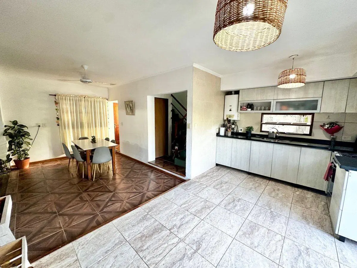 SE VENDE CASA EN JARDINES DE LA COSTA I 4