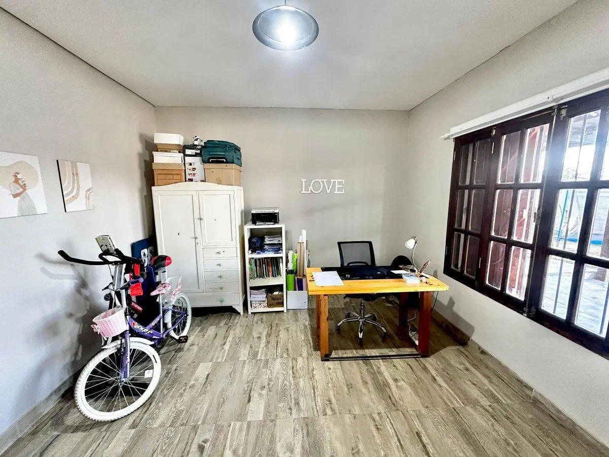 SE VENDE IMPECABLE CASA EN JARDINES DE LA COSTA II 3