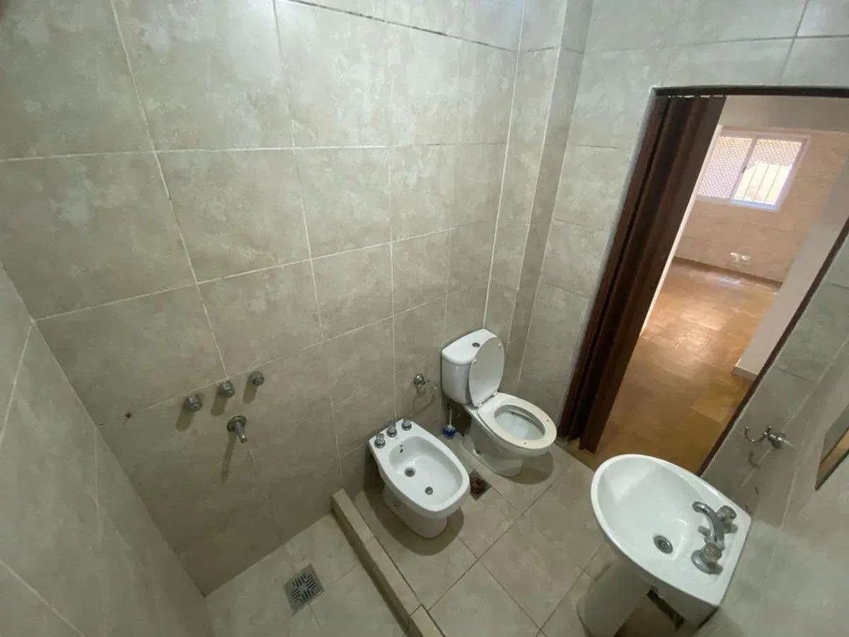 DPTO DE 1 DORM PLANTA BAJA EN MONTE VERA 5