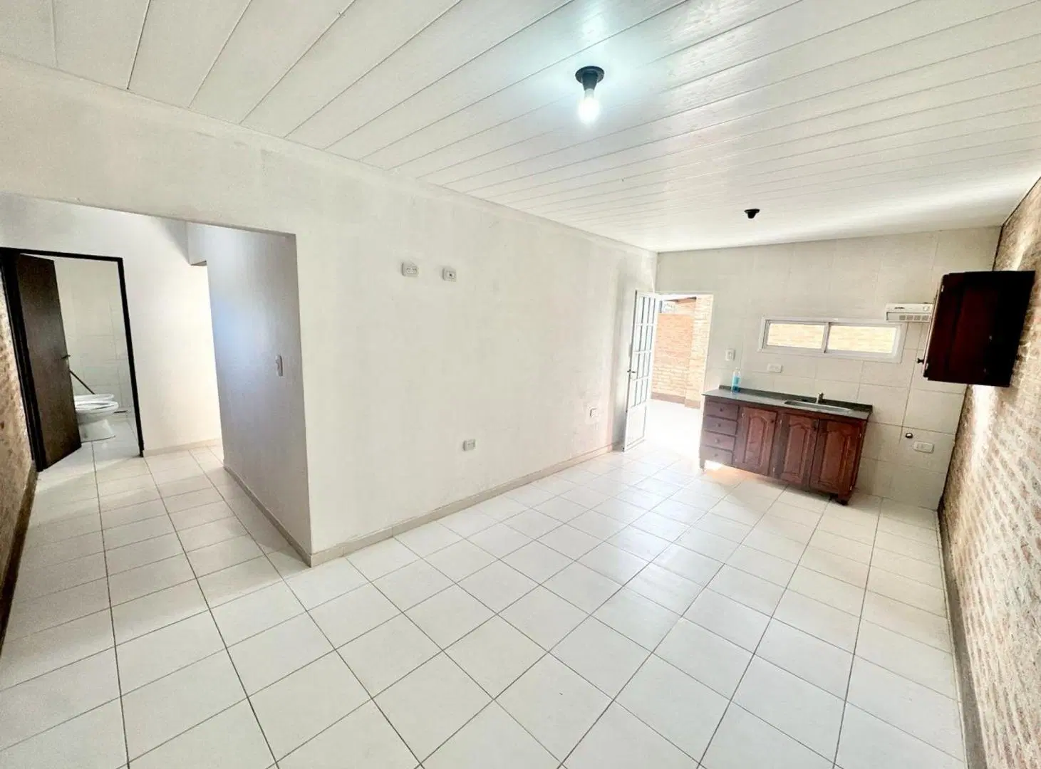 DPTO DE 1 DORM PRIMER PISO EN MONTE VERA 8