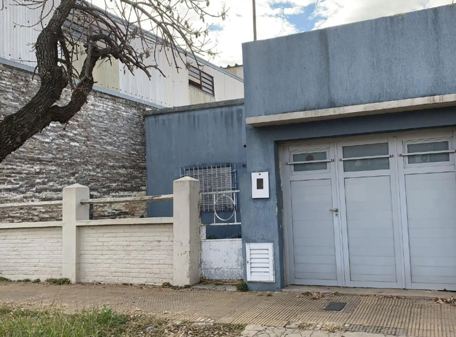 Casa barrio Sargento Cabral (gran potencial) 4