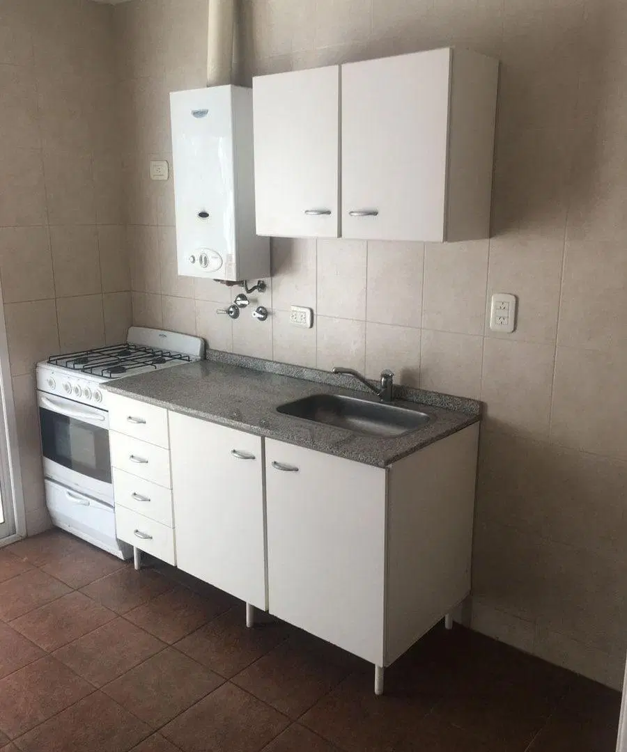 Venta de 2 Galpones y 4 Departamentos, Ideal Renta 5