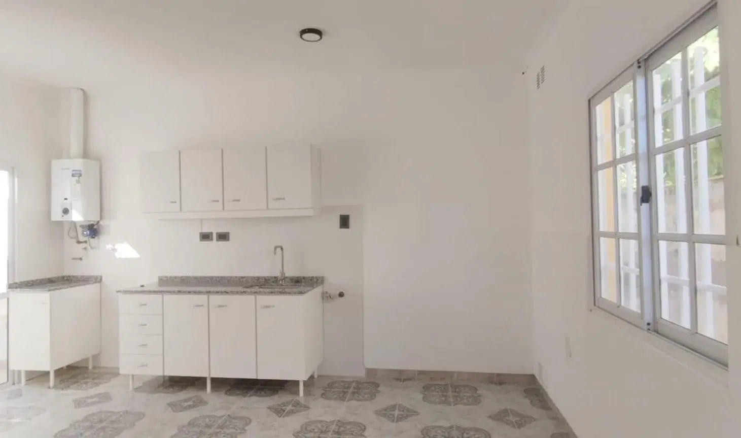 Dpto. 1 dorm. PB con patio 4