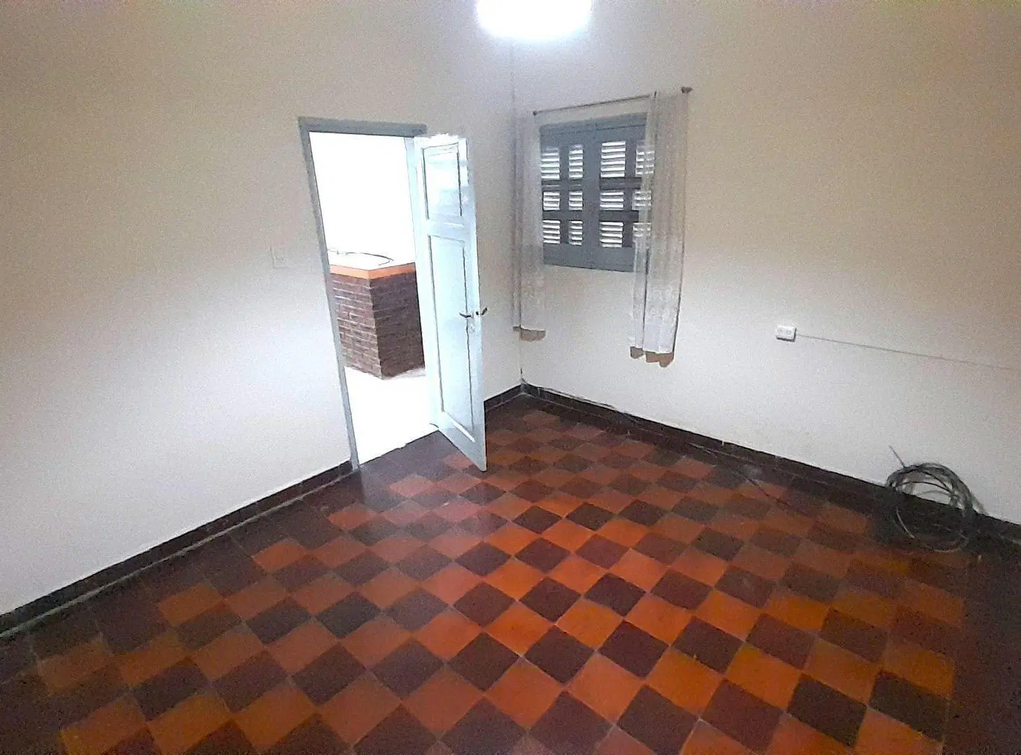 Casa en Alquiler, 2 Dormitorios 4