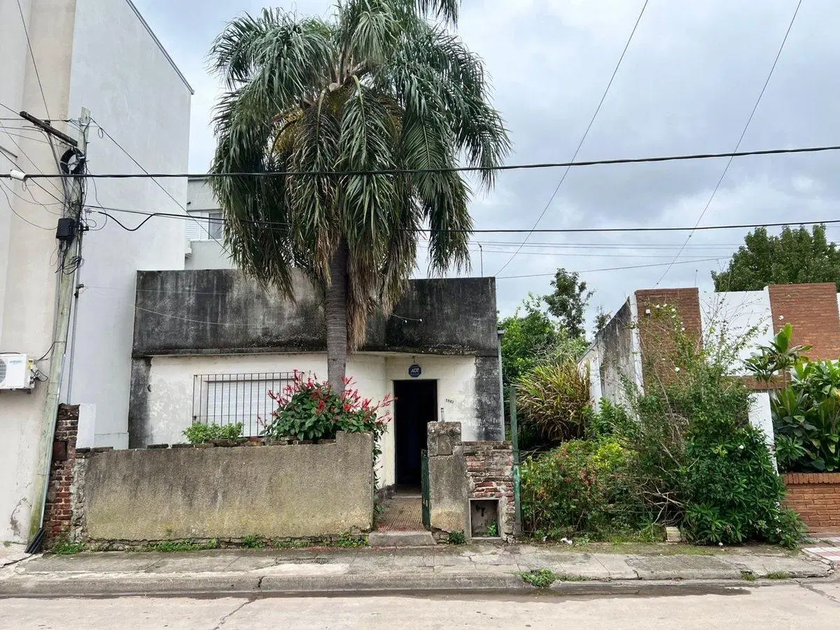 CASA A REMODELAR 345m2 9 JULIO 1500 SANTO TOME 5
