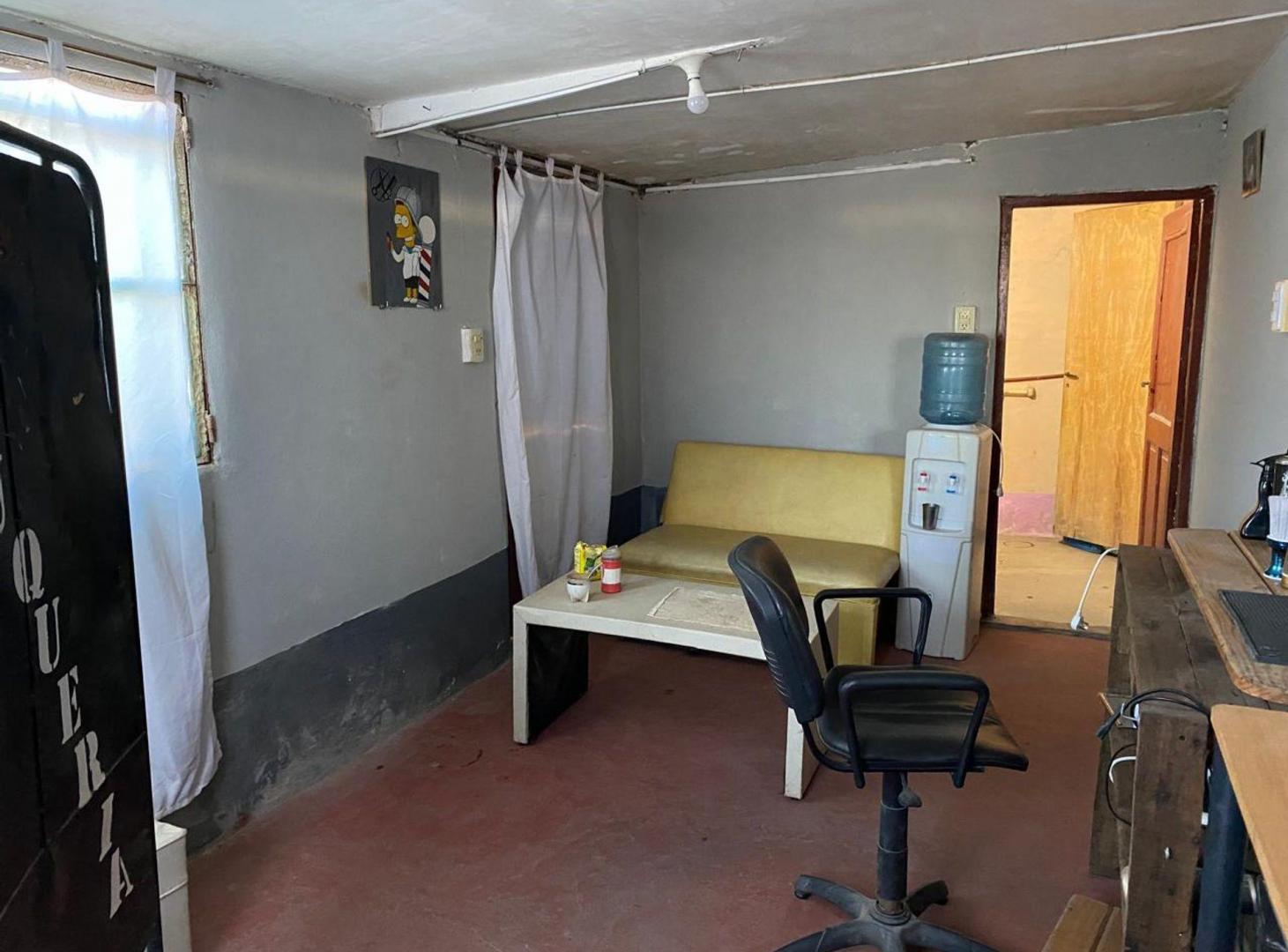Foto de Casa de 1 dormitorio y local comercial Recreo Sur, imagen 1