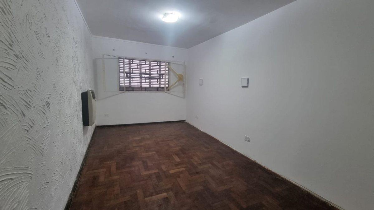 Foto de Venta casa 3 dormitorios S. Carril a mts Gral Paz, imagen 5