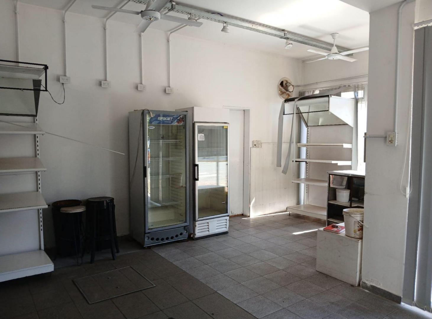 Foto de REMAX ALQUILA LOCAL COMERCIAL, imagen 4